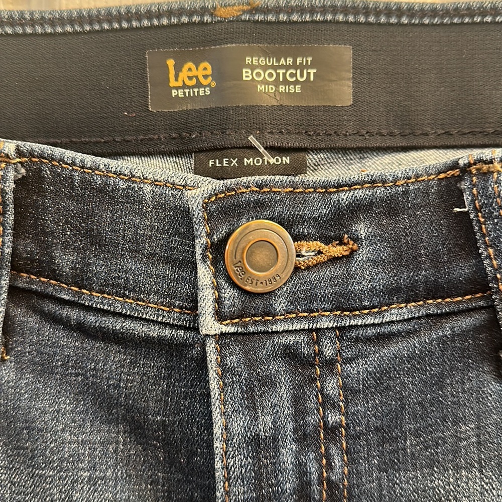 Lee Bootcut Mid Rise jeans - Picture 2 of 4